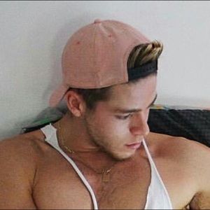 Meet your Posher, Eric